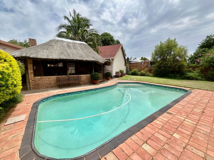 4 Bedroom Property for Sale in Monument Heights Northern Cape